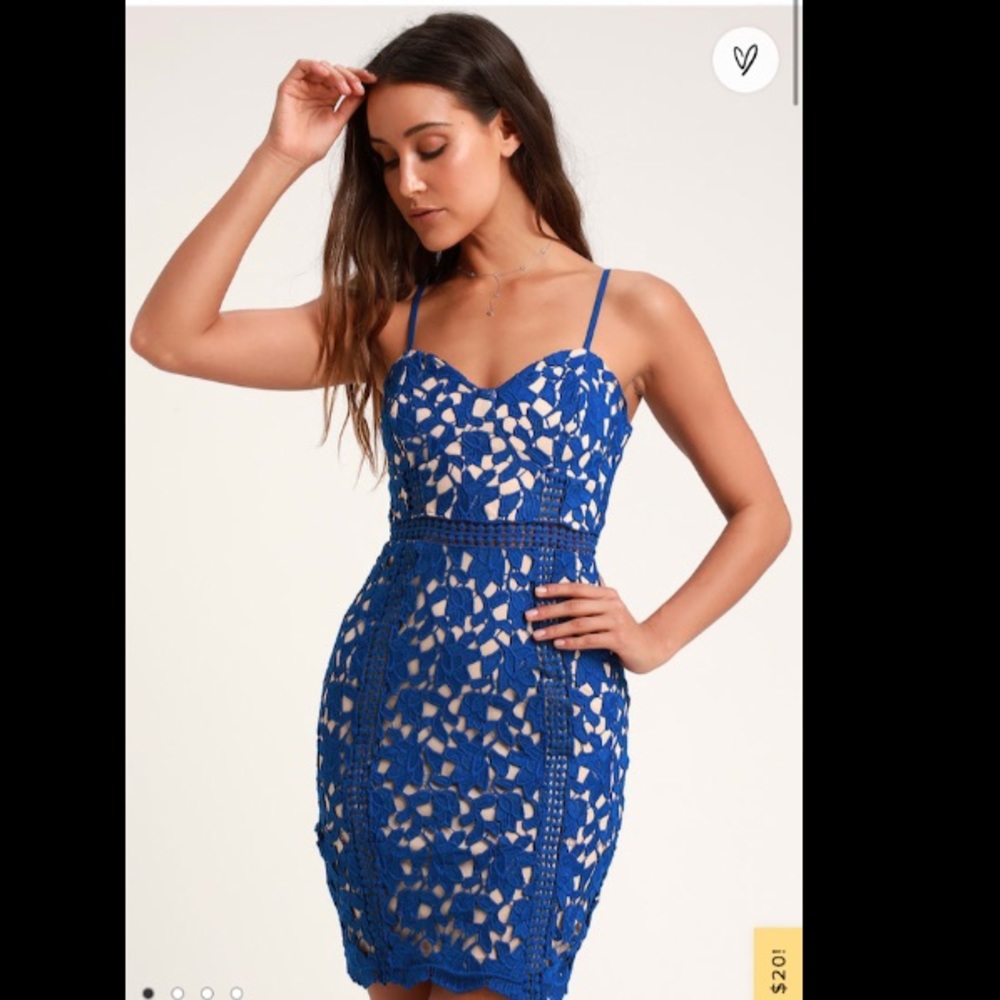NWT. Woman’s Lulu’s blue lace mini dress. Size medium.